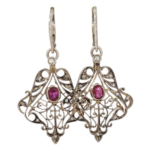 Kolczyki srebrne ażurowe z rubinami i diamentami
