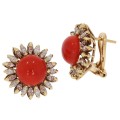 Kolczyki z żółtego złota z koralem i diamentami