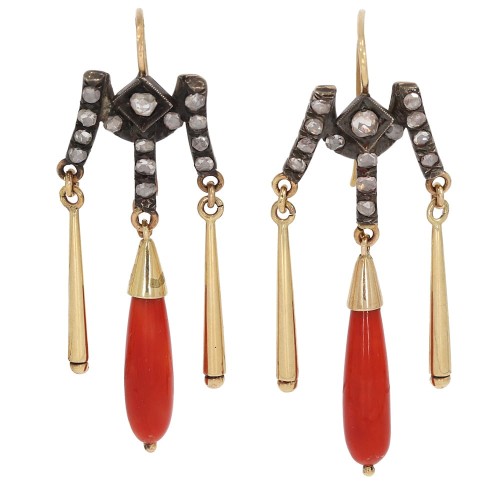 39664 Kolczyki koralowe sopelki