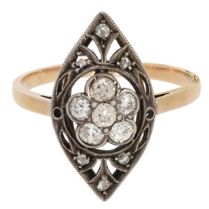 Pierścionek z żółtego złota z diamentami