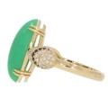 Oryginalny pierścionek z zielonym chryzoprazem i diamentami