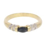 Pierścionek z żółtego złota z szafirem i cyrkoniami