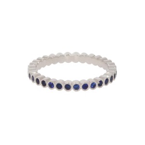 Pierścionek z białego złota z okrągłymi szafirami