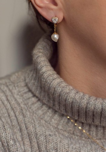 Kolczyki z żółtego złota z perłami i diamentami