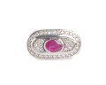 Pierścionek z białego złota z rubinem i diamentami