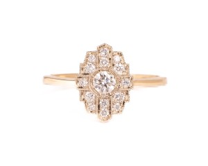 Złoty pierścionek z diamentami