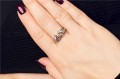 Złoty pierścionek z 13 diamentami 0,45 ct