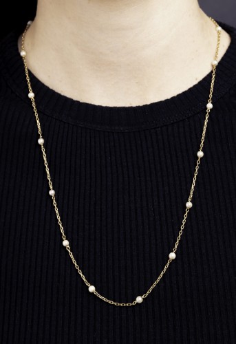 Złoty naszyjnik z perełkami