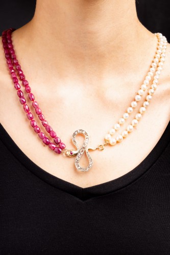naszyjnik z rubinów, pereł morskich i zawieszką węża