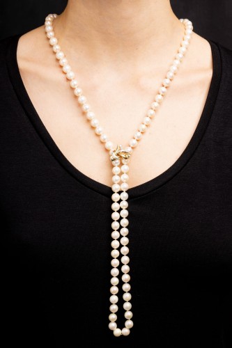 Naszyjnik 92 cm z pereł Akoya ze złotą zawieszką z diamentami
