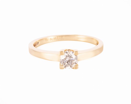 Złoty pierścionek W.KRUK z diamentem ok. 0,37 ct