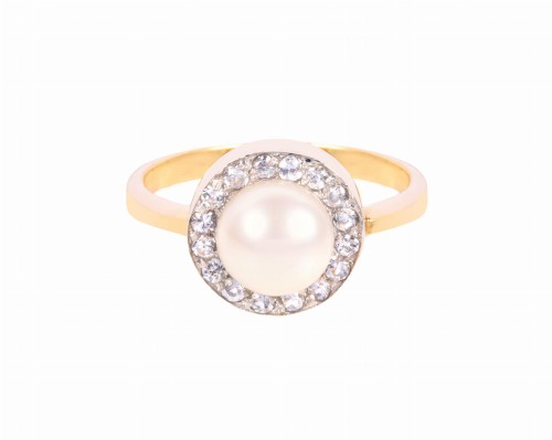 Złoty pierścionek z perłą słodkowodną i cyrkoniami