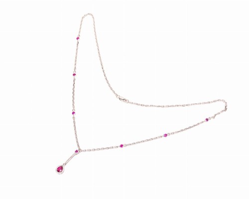 Naszyjnik z rubinami i diamentami, w białym złocie