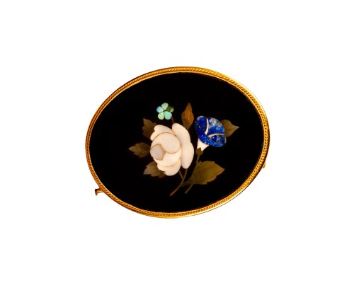 Złota broszka z mozaiką z motywem kwiatowym