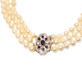 Perłowy naszyjnik ze złotym zapięciem z szafirami i diamentami, perły Akoya