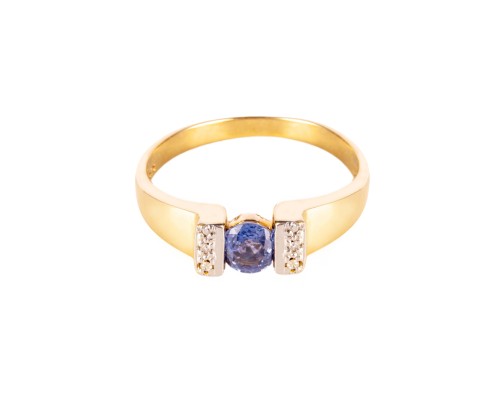 Pierścionek z szafirem ok. 0,65 ct oraz 6 diamentami