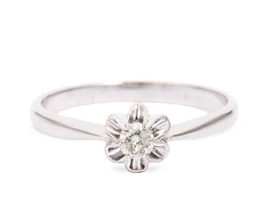 Pierścionek z diamentem ok. 0,12 ct, zaręczynowy