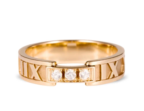 Pierścionek Tiffany & Co. Atlas z 3 brylantami