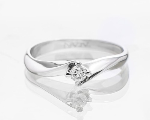 Pierścionek z diamentem 35975