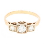 Pierścionek z żółtego złota z diamentami